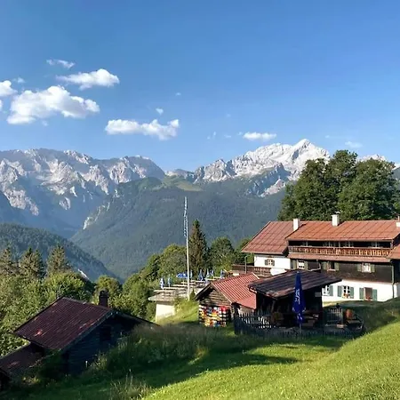 Zentral, Ruhig&stilvoll Mit Bergpanorama+ Garten Garmisch-Partenkirchen