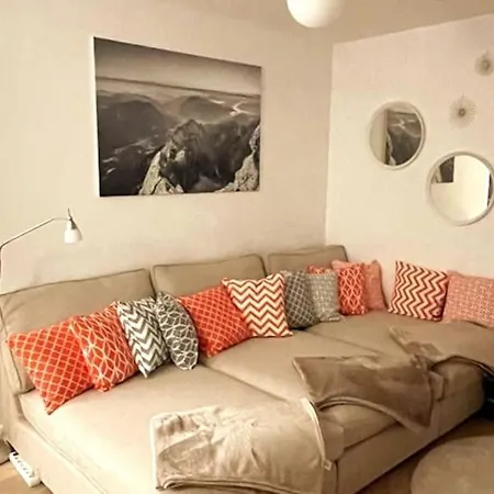 Zentral, Ruhig&stilvoll Mit Bergpanorama+ Garten *