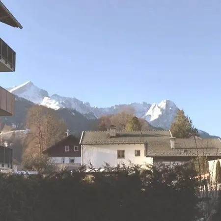 Zentral, Ruhig&stilvoll Mit Bergpanorama+ Garten * Garmisch-Partenkirchen