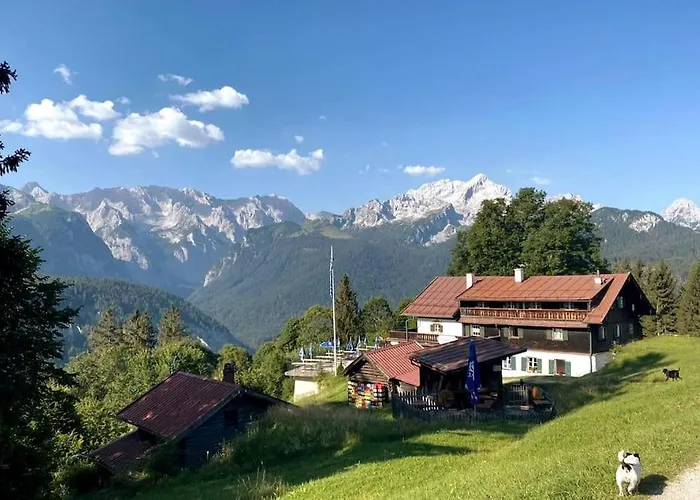 Zentral, Ruhig & Stilvoll Mit Bergpanorama+ Garten Garmisch-Partenkirchen