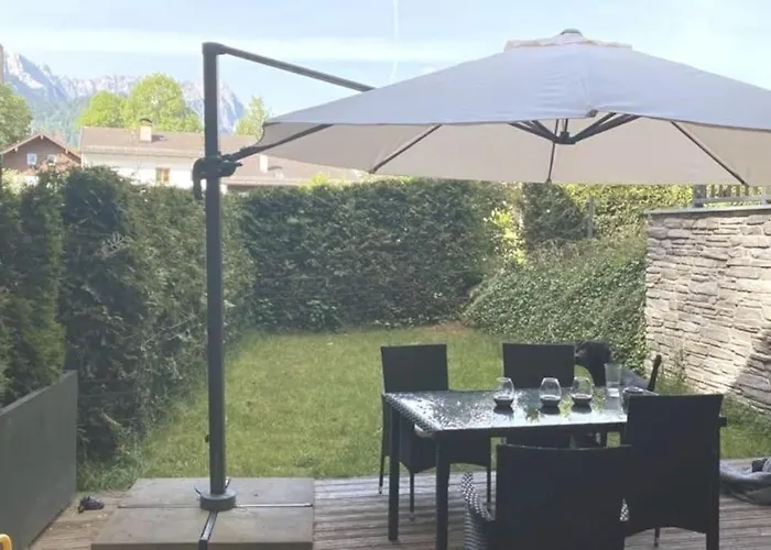 Apartment Zentral, Ruhig&stilvoll Mit Bergpanorama+ Garten