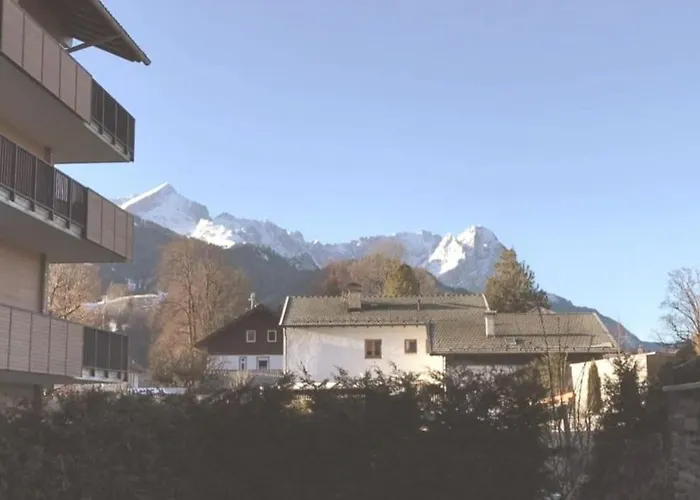 Zentral, Ruhig & Stilvoll Mit Bergpanorama+ Garten * Garmisch-Partenkirchen